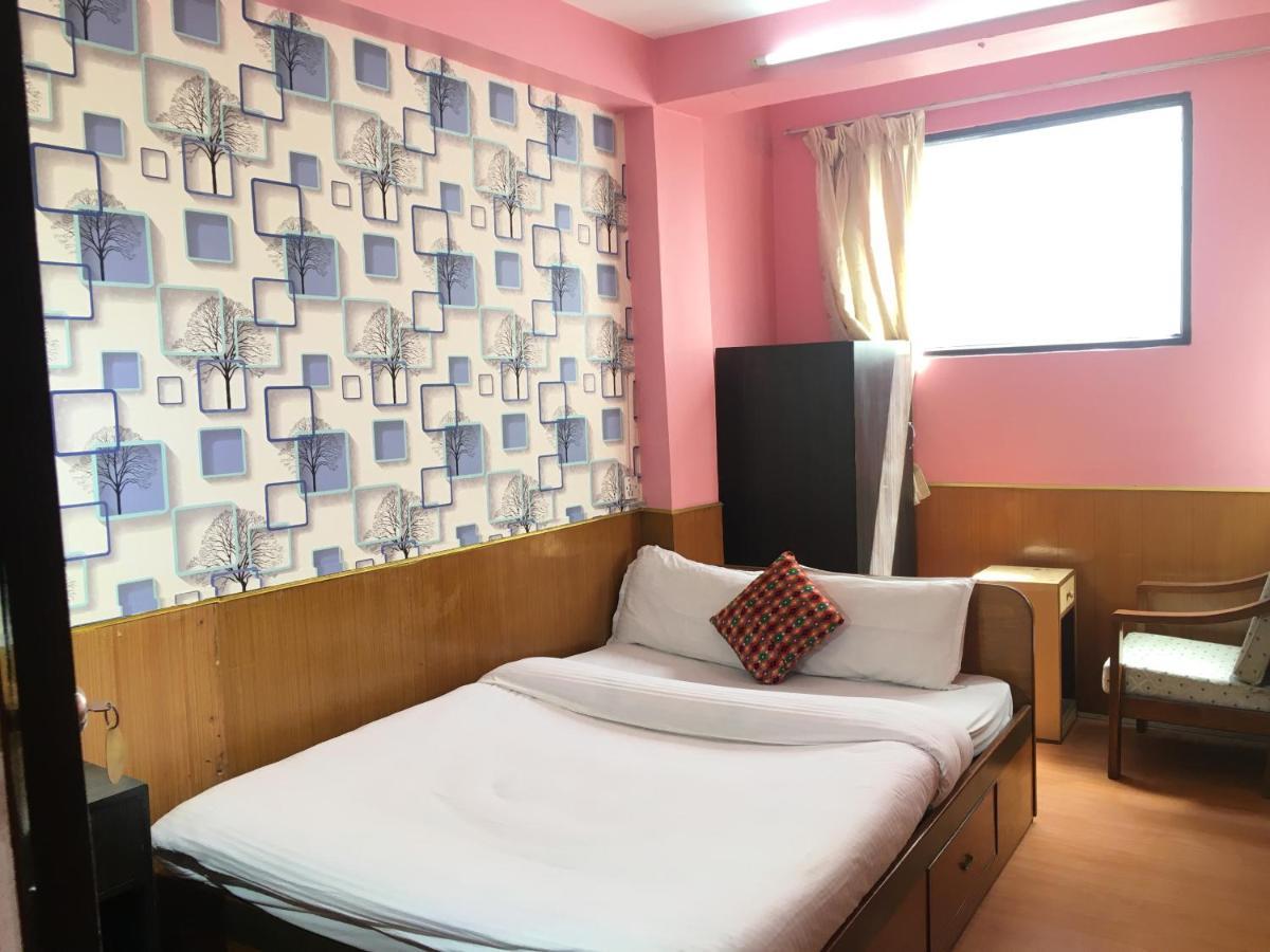 Hotel Plumeria Inn Kathmandu Exterior foto